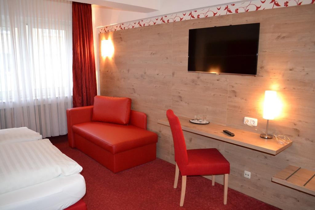 Hotel Minerva Garni Düsseldorf Kültér fotó