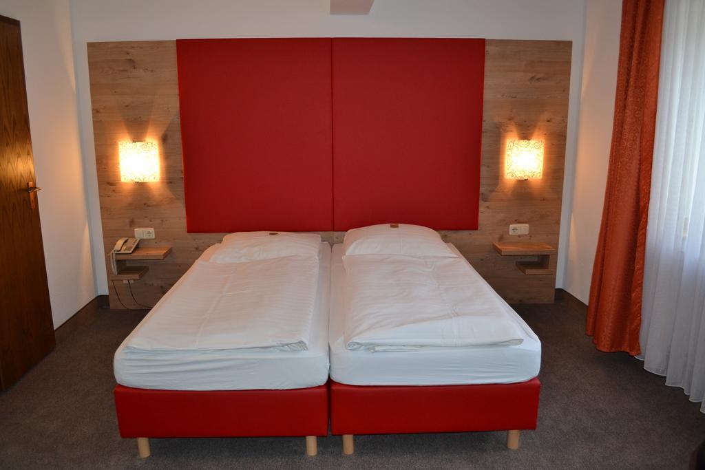 Hotel Minerva Garni Düsseldorf Kültér fotó