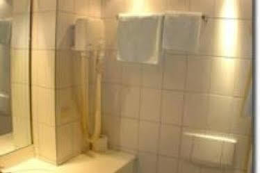 Hotel Minerva Garni Düsseldorf Kültér fotó
