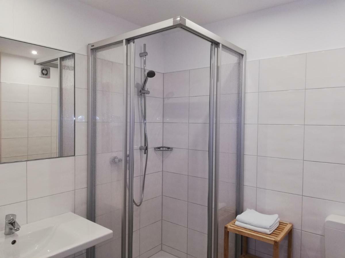 Hotel Minerva Garni Düsseldorf Kültér fotó